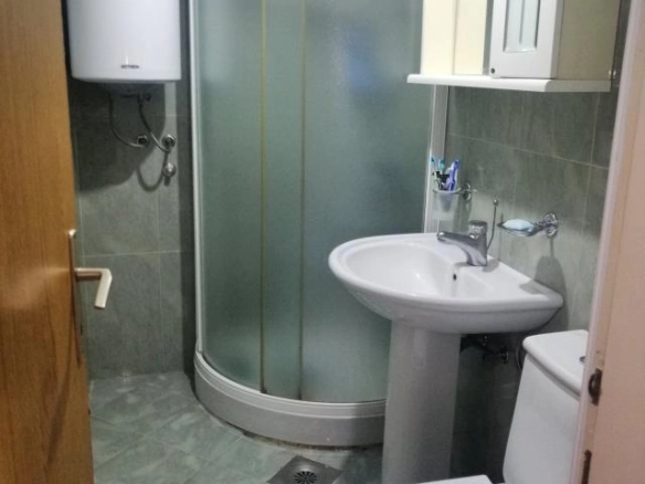 Trosoban stan 112 m² sa tri terase u centru – Bar