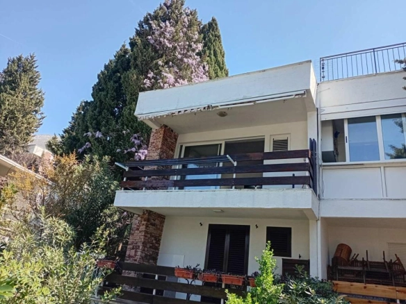 Dvosoban stan 44 m² na prvoj liniji do mora – Sutomore, Bar