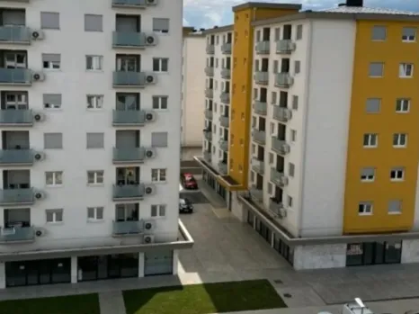 Izdavanje: Jednosoban stan 44 m² sa terasom i parkingom – Podgorica
