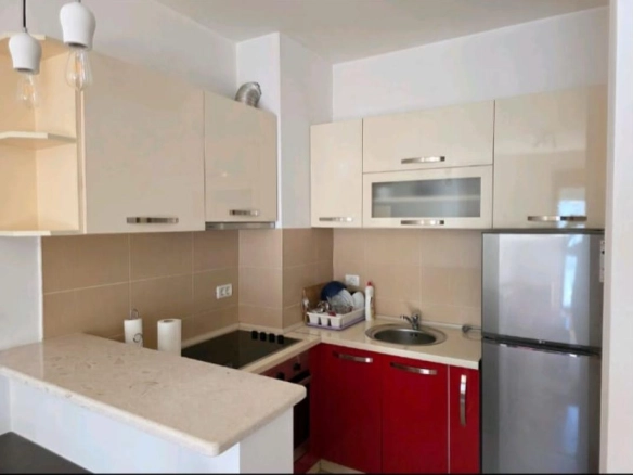 Izdavanje: Jednosoban stan 45 m² sa terasom i parkingom – Podgorica