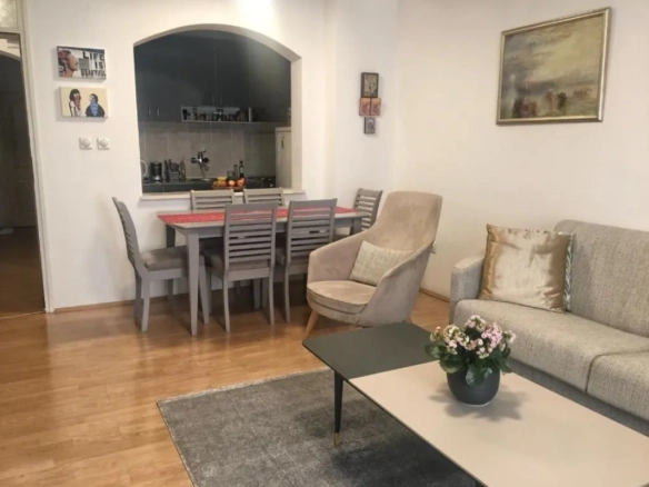 Dvosoban stan 75 m² sa pogledom na more – Petrovac, Budva