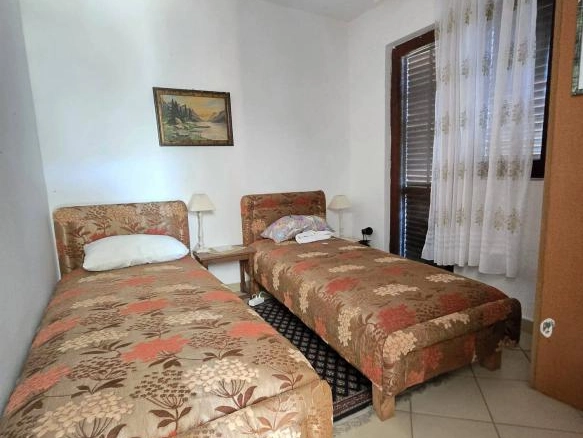 Kuća 78 m² na placu od 261 m², blizu mora – Utjeha, Bar