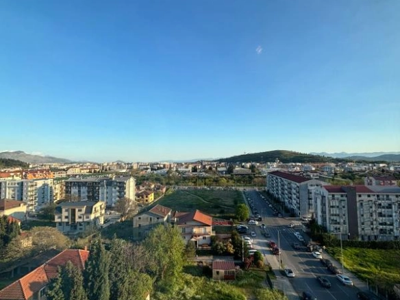 Dvosoban stan 70 m² na 8. spratu nove zgrade sa liftom – Podgorica