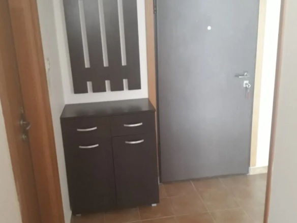 Jednosoban stan 47 m² na trećem spratu sa liftom – Babilonija, Budva