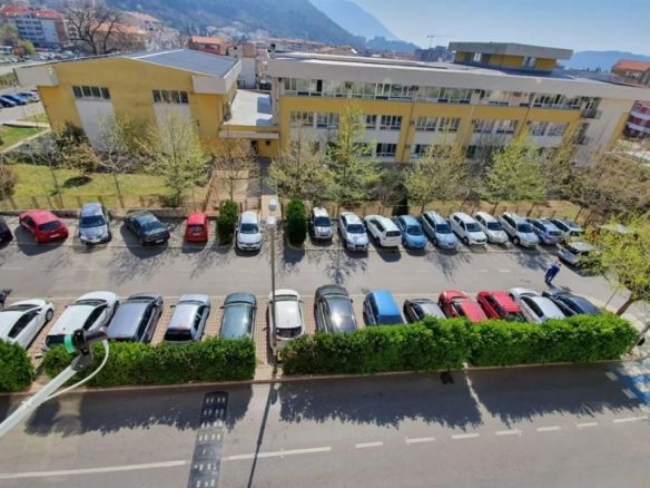 Jednosoban stan 47 m² na trećem spratu sa liftom – Babilonija, Budva