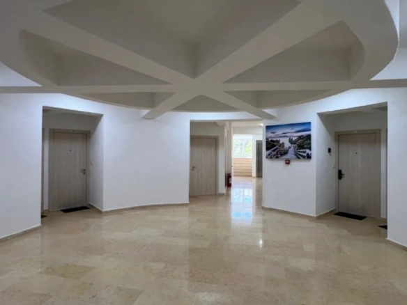 Garsonjera 38 m² sa otvorenim pogledom na more – Sutomore, Bar