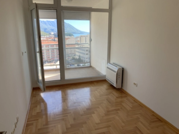 Dvosoban stan 56 m² sa pogledom na more i grad – Dubovica, Budva