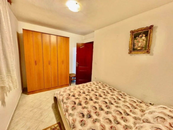 Jednosoban stan 40 m² u centralnom dijelu Maina, Budva