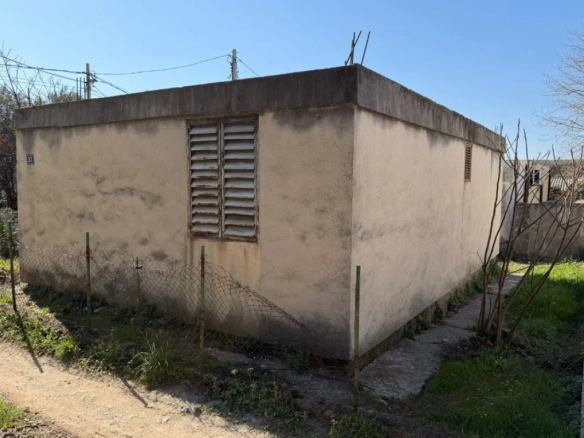 Kuća 41 m² na placu od 173 m² u ravnom dijelu – Sutomore, Bar