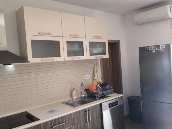 Trosoban stan 116 m² u novogradnji, 300 m od mora – Šušanj, Bar