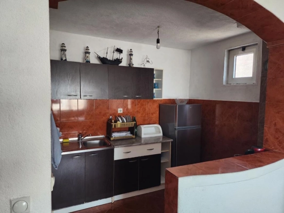 Kuća 120 m² sa dva sprata i odvojenim ulazima – Đerane, Ulcinj