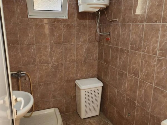 Kuća 120 m² sa dva sprata i odvojenim ulazima – Đerane, Ulcinj