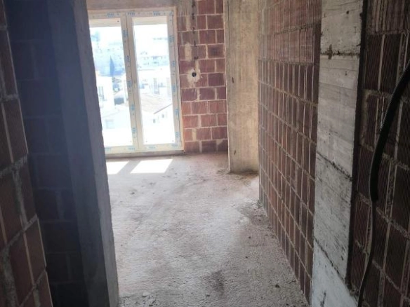 Jednosoban stan 30 m² u zgradi u izgradnji – Šušanj, Bar