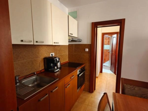 Jednosoban stan 49 m² u novogradnji sa liftom – Lazi, Budva