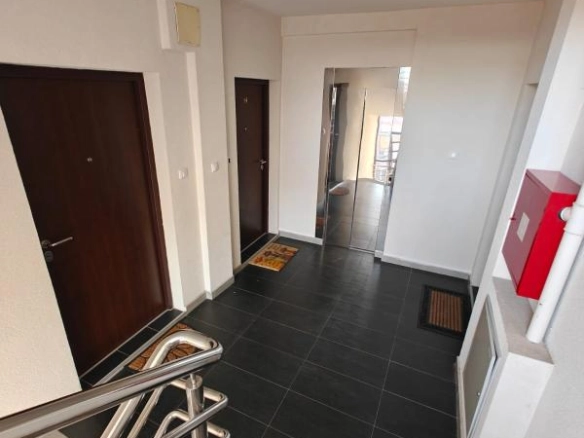 Jednosoban stan 49 m² u novogradnji sa liftom – Lazi, Budva