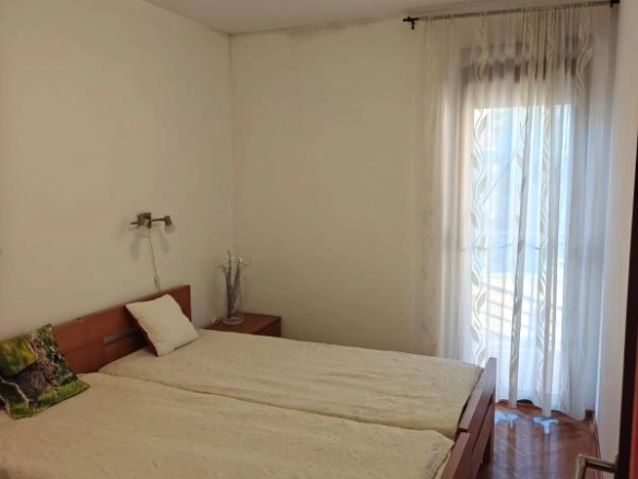Jednosoban stan 49 m² u novogradnji sa liftom – Lazi, Budva