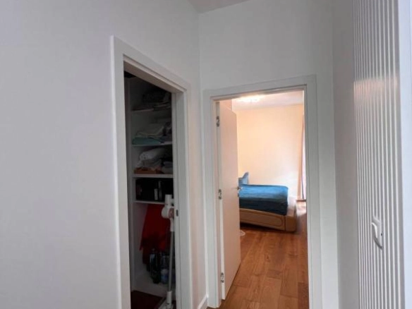Jednosoban stan 70 m² sa terasom i pogledom na more – Soho City, Bar