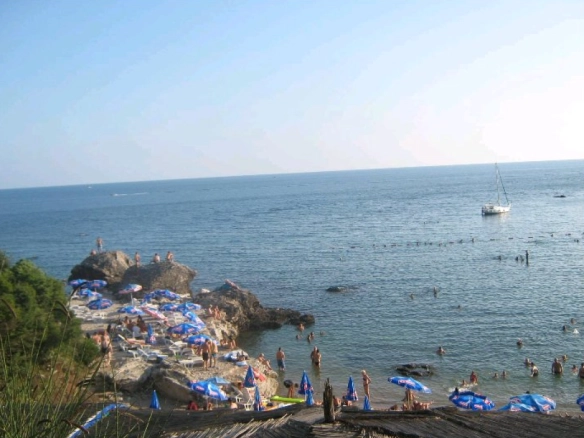 Trospratna kuća 200 m² na placu od 301 m² – Sutomore, Bar