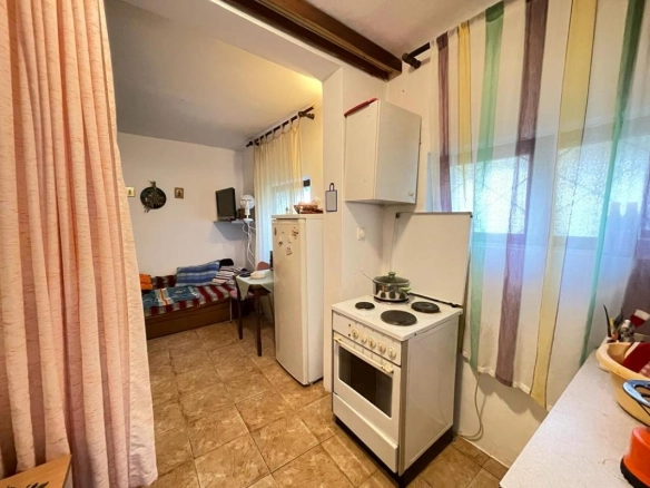 Kuća 95 m² na tri sprata sa pogledom na more – Sutomore, Bar