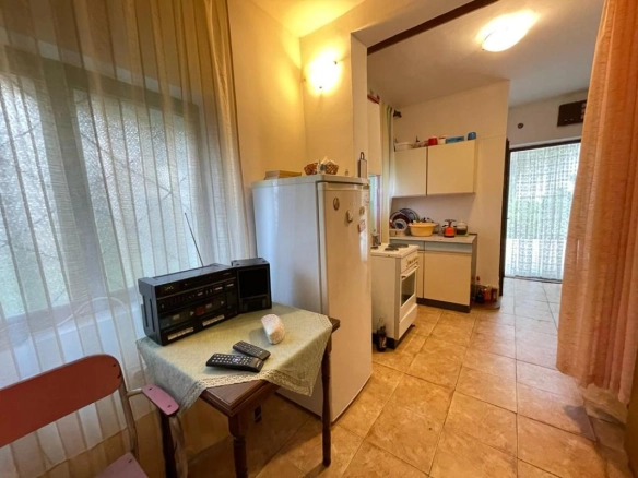 Kuća 95 m² na tri sprata sa pogledom na more – Sutomore, Bar