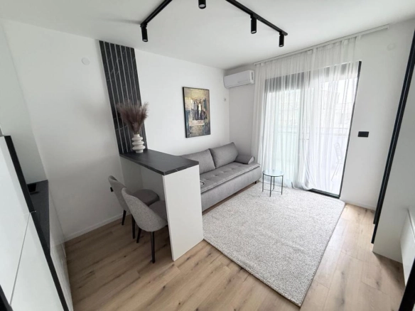 Garsonjera 27 m² u novogradnji iz 2023. godine – Dobra Voda, Bar