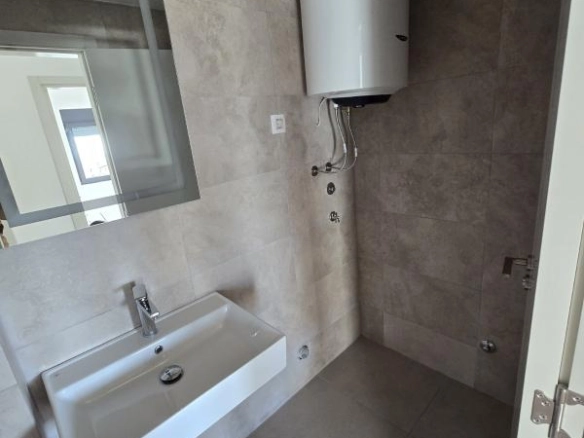Dvosoban stan 69 m² sa pogledom na more u novogradnji – Ilino, Bar