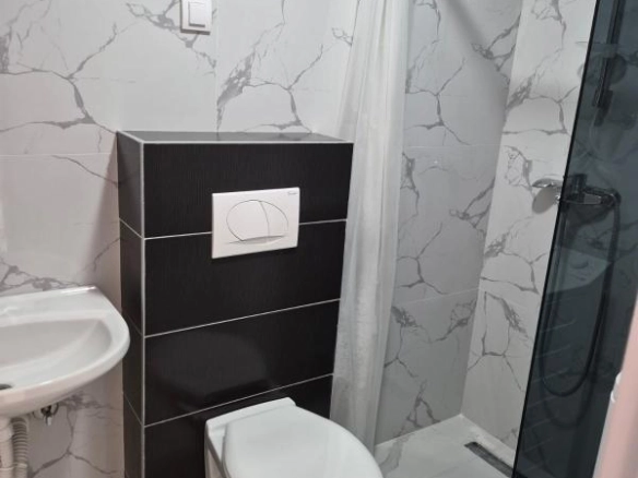 Jednosoban stan 46 m² u novogradnji sa terasom – Lazi, Budva