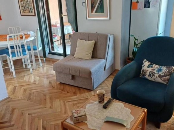 Dvosoban stan 63 m² na dva nivoa sa dvije terase – Velji Vinogradi, Budva