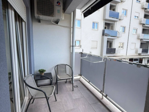 Dvosoban stan 72 m² u prizemlju zgrade Zetagradnja – Bar