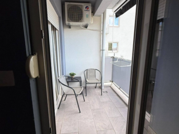 Dvosoban stan 72 m² u prizemlju zgrade Zetagradnja – Bar