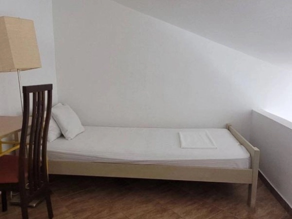 Izdavanje: Dvosoban dupleks stan 90 m² sa pogledom na planine – Sutomore, Bar