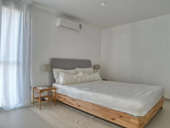 Četvorosoban stan 110 m² sa pogledom na more – Đenovići, Herceg Novi
