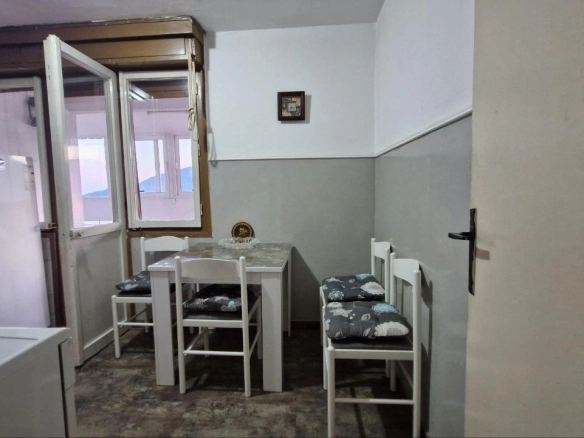 Trosoban stan 110 m² sa panoramskim pogledom na more – Topla, Herceg Novi
