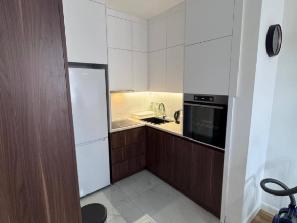 Jednosoban stan 47 m² na 11. spratu sa pogledom na planine – Bar