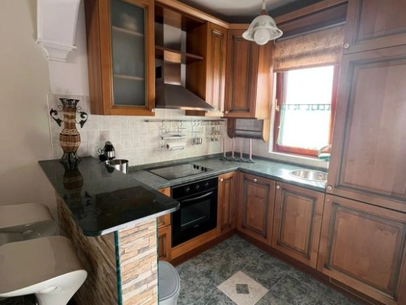 Dvosoban stan 67 m² na prvom spratu, potpuno namješten – Babilonija, Budva