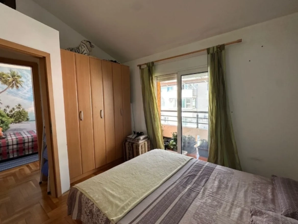 Dvosoban stan 74 m² sa pogledom na more – Lazi, Budva