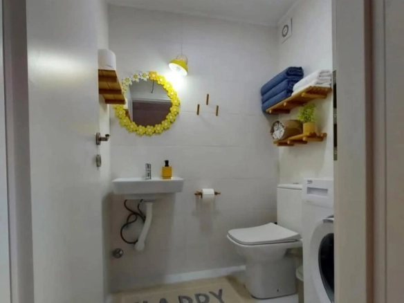 Hotel 420 m² – kompleks od 7 kuća na placu od 2000 m² – Cetinje