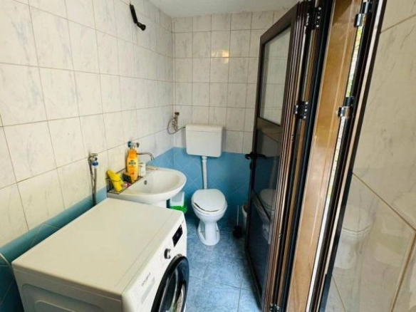Kuća 220 m² sa pogledom na more i garažom – Dobra Voda, Bar