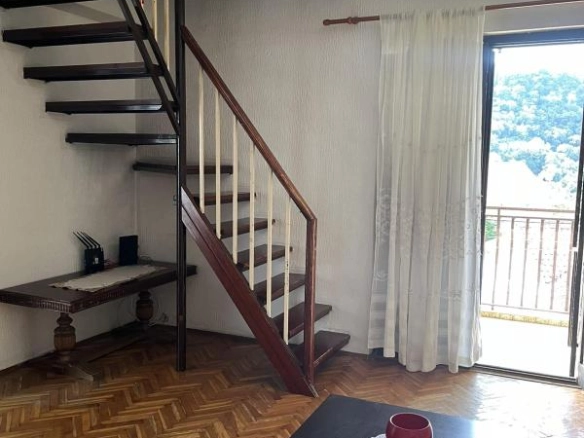 Dvosoban stan 103 m² sa četiri terase u mirnom dijelu – Herceg Novi