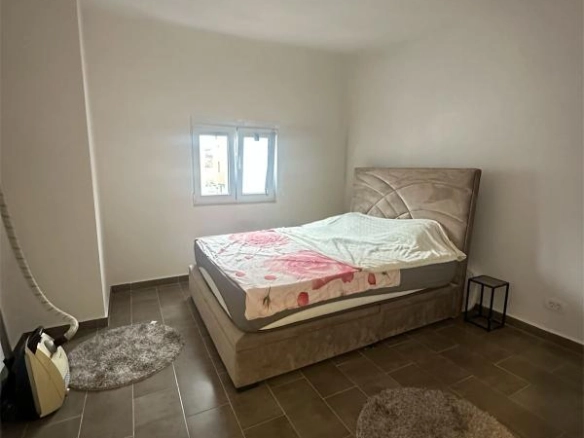 Penthaus 105 m² sa pogledom na planine i krovnom terasom – Đerane, Ulcinj