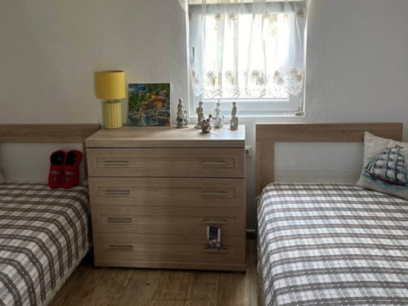 Kuća 200 m² sa pogledom na more i parkingom – Dobra Voda, Bar