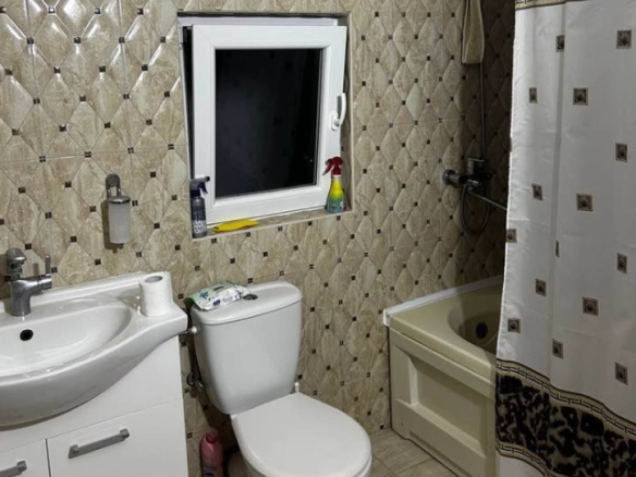 Kuća 200 m² sa pogledom na more i parkingom – Dobra Voda, Bar