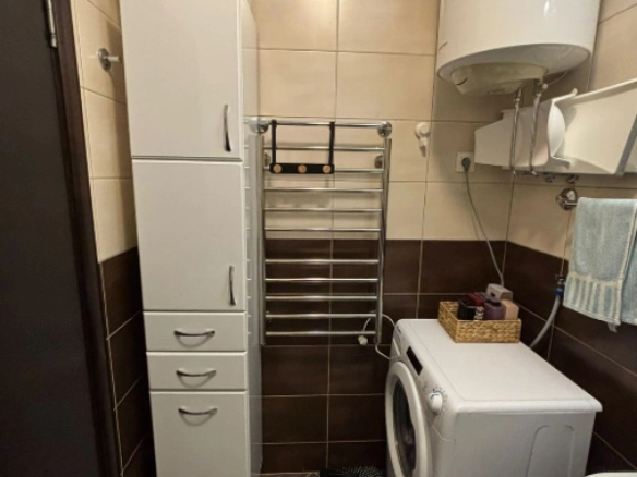 Jednosoban stan 40 m² u novoj zgradi sa liftom – Lazi, Budva