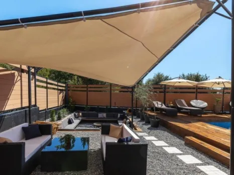 Jednosoban stan 52 m² u kompleksu sa bazenom – Lastva Grbaljska, Kotor