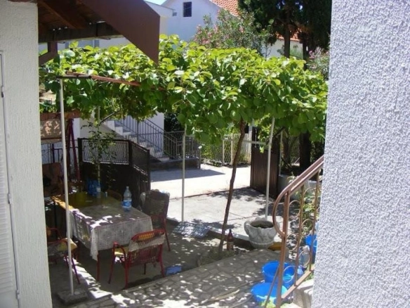 Dvije kuće 145 m² na placu od 210 m² – Šušanj, Bar