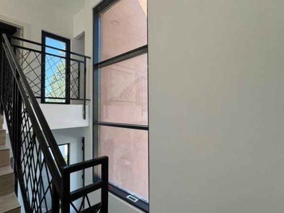 Moderna kuća 196 m² na placu od 400 m² – Polje, Bar