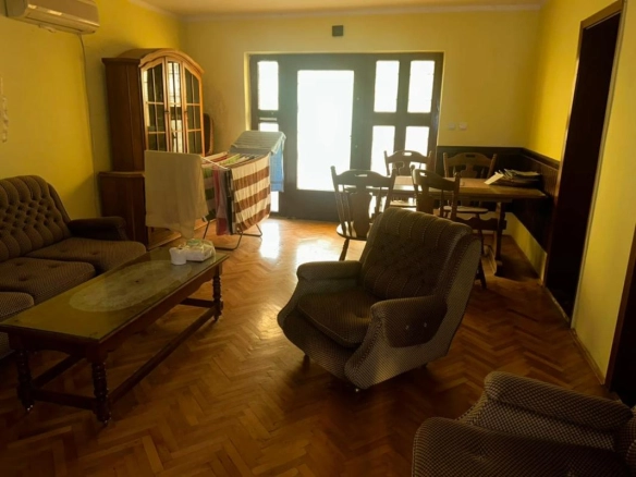 Mini-hotel 320 m² sa 10 soba i pogledom na more – Šušanj, Bar