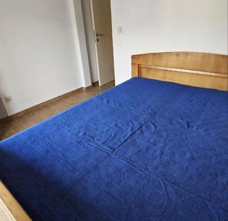 Dvosoban stan 70 m² na dva nivoa sa pogledom na planine – Budva