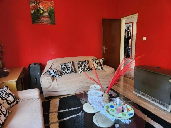 Dvosoban stan 90 m² na prvoj liniji do mora – Bijela, Herceg Novi
