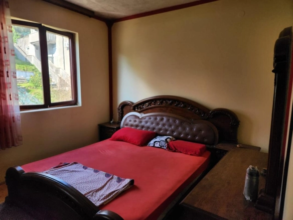 Dvosoban stan 90 m² na prvoj liniji do mora – Bijela, Herceg Novi